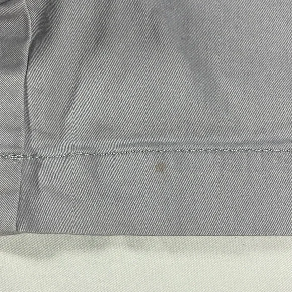 LOFT womens grey The Riveria Short flat front 3.5" inseam shorts - size 8 - Picture 7 of 10